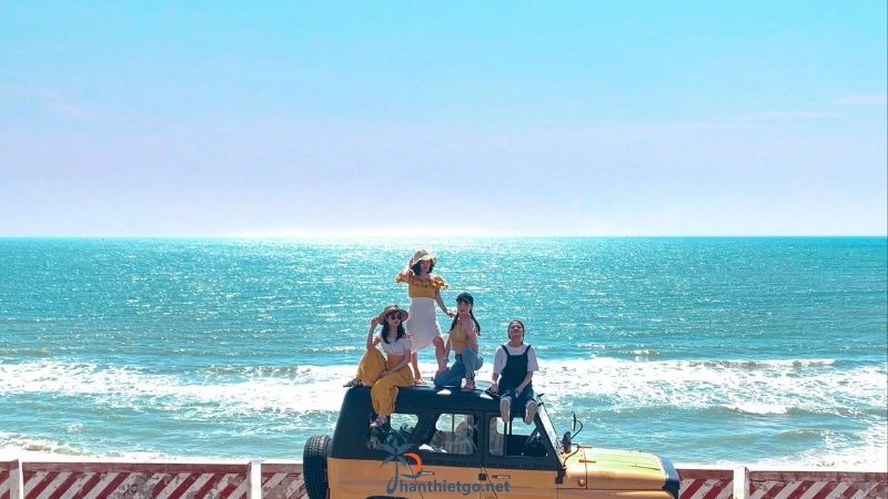 Bãi biễn hòn rơm mang vẻ đẹp hoang sơ Phan Thiết Bình Thuận - 544