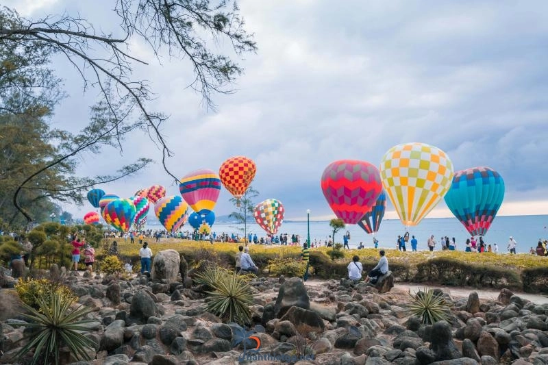 Trình diễn khinh khí cầu sự kiện năm du lịch quốc gia - Bình Thuận hội tụ xanh - 589