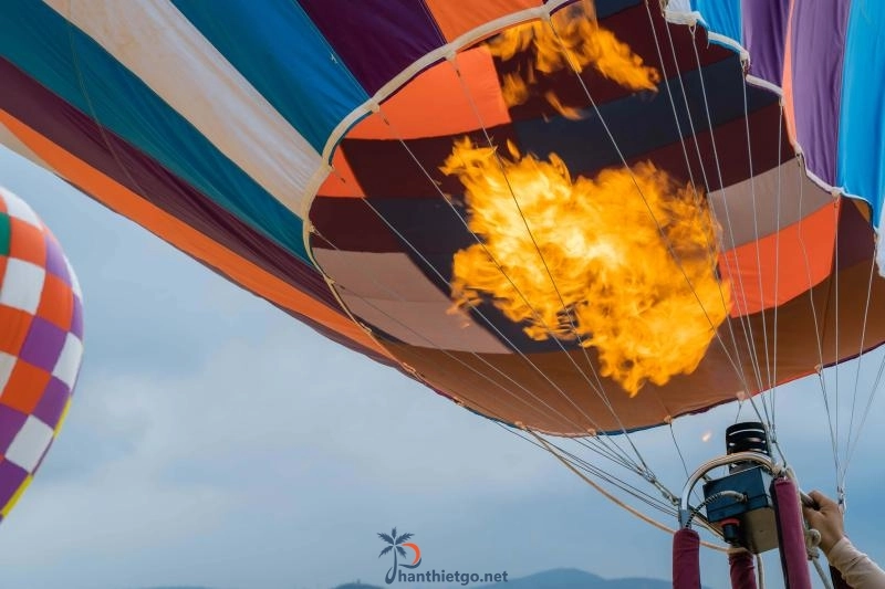 Trình diễn khinh khí cầu sự kiện năm du lịch quốc gia - Bình Thuận hội tụ xanh - 586