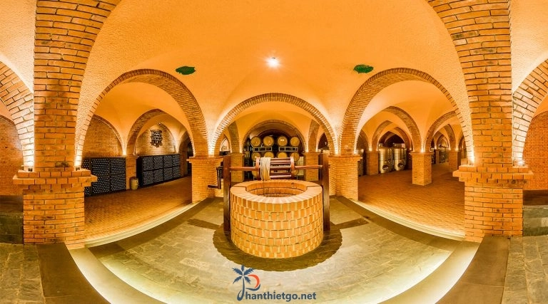 LÂU ĐÀI RƯỢU VANG ( RD Wine Castle ) - Nét quý phái từ Châu Âu giữa lòng thành phố biển Phan Thiết - 759