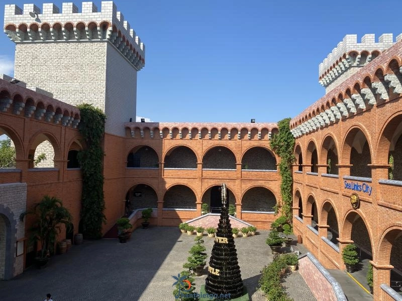LÂU ĐÀI RƯỢU VANG ( RD Wine Castle ) - Nét quý phái từ Châu Âu giữa lòng thành phố biển Phan Thiết - 762