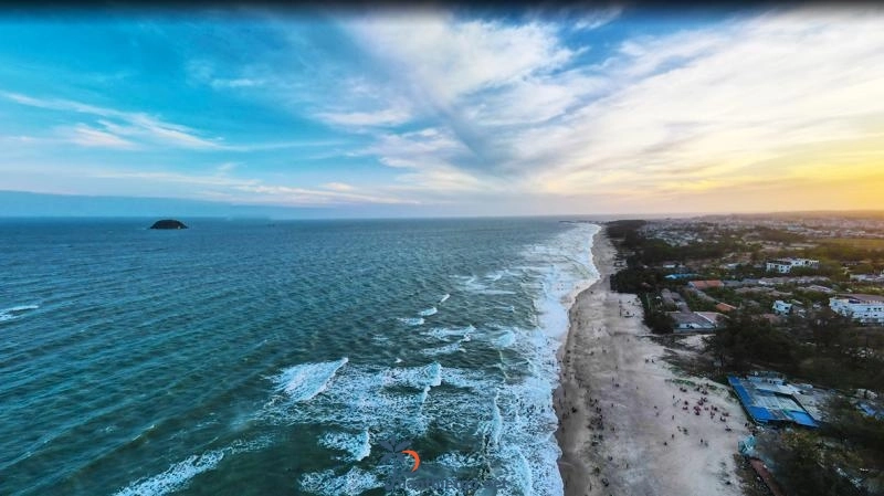 Bãi biển Đồi Dương Lagi - Bãi tắm thơ mộng, hoang sơ bên thềm cát trắng - 999