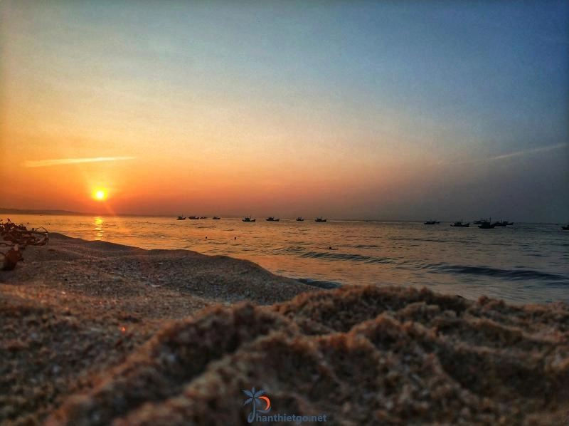 Gành Son - Bức tranh sơn thủy độc đáo của thiên nhiên. - 1189