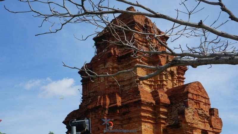 Tháp Chàm Poshanư Phan Thiết - Khám phá tinh hoa kiến trúc Chăm Pa - 1552