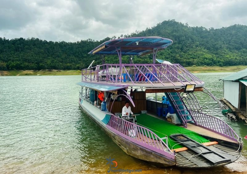 Hồ Hàm Thuận - Dạo chơi trên ốc đảo xanh ngát giữa lòng Bình Thuận - 1731