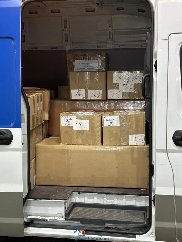 Vận chuyển hàng hóa siêu tốc - VietExpress - Phan Thiết Sài Gòn - 1815