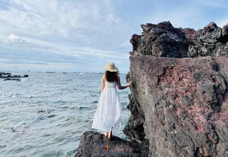 Gành Hang (Khe Sung Sướng) Phú Quý Phan Thiết - Bình Thuận - 1986