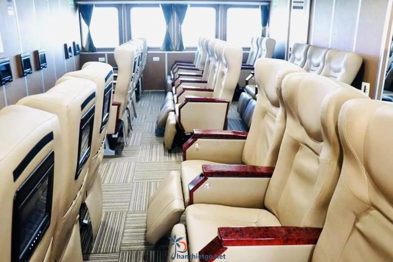 Tàu cao tốc TRƯNG TRẮC tuyến Phan Thiết - Phú Quý - 2428