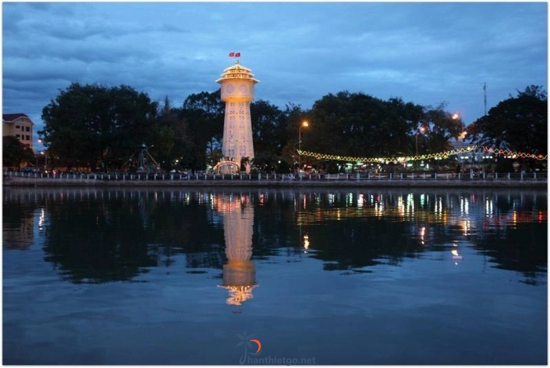 Tháp nước Phan Thiết - Biểu tượng của thành phố Phan Thiết Bình Thuận - 2522