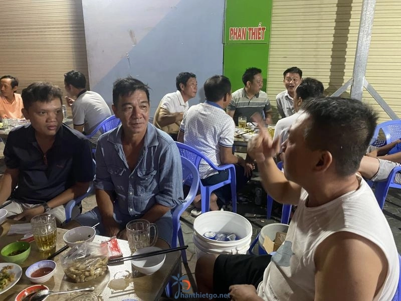 Quán hải sản Hương Quê - quán nhậu vỉa hè Phan Thiết - 2568