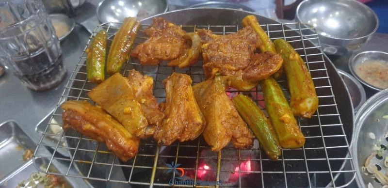 Lẩu Dê Sông Trăng - Bình yên bên dòng sông - 2678