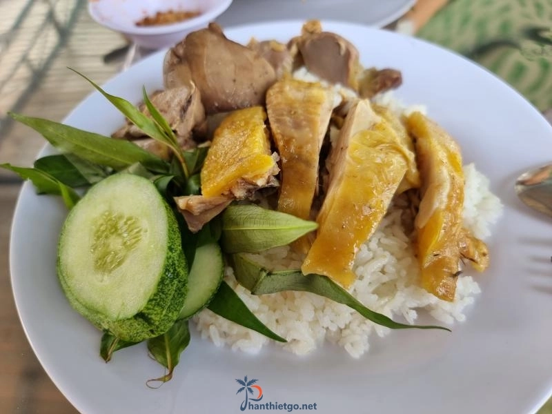 Cơm gà Cô Liễu - 2888