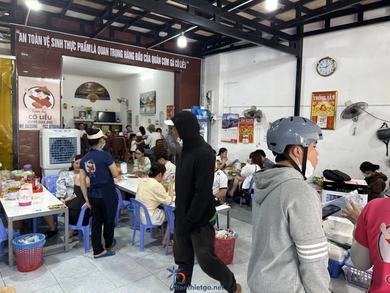 Cơm gà Cô Liễu - 2892