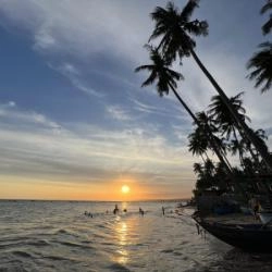 Bãi Rạng Mũi Né - Bãi tắm đẹp nhất thành phố biển Phan Thiết , Bình Thuận