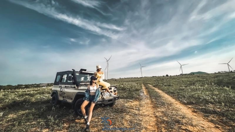 Ngất ngây với vẻ đẹp của 3 cánh đồng quạt gió Bình Thuận. - 1213