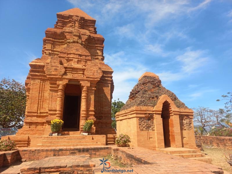 Tháp Chàm Poshanư - Nét Độc Đáo Trong Kiến Trúc Chăm Tháp Chàm Poshanư - Nét Độc Đáo Trong Kiến Trúc Chăm