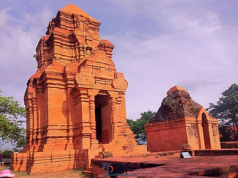 Tháp Chàm Poshanư - Nét Độc Đáo Trong Kiến Trúc Chăm Tháp Chàm Poshanư - Nét Độc Đáo Trong Kiến Trúc Chăm