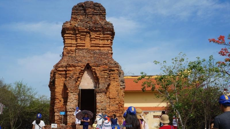 Tháp Chàm Poshanư Phan Thiết - Khám phá tinh hoa kiến trúc Chăm Pa - 1553