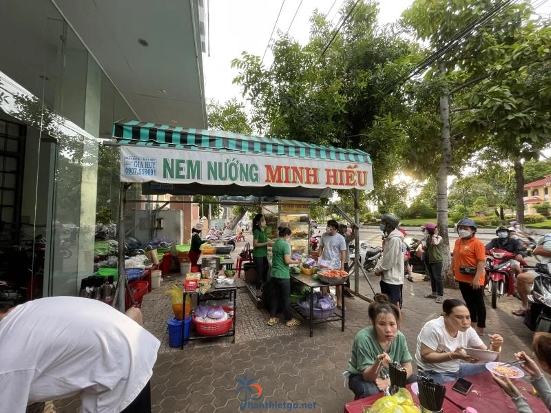 Nem nướng Minh Hiếu - Đường Trần Hưng Đạo Phan Thiết - 1823