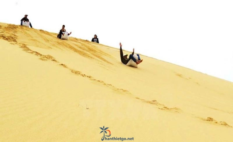 Đồi Trinh Nữ - Đồi cát nóng bỏng giữa đất trời sa mạc huyền bí. - 2221