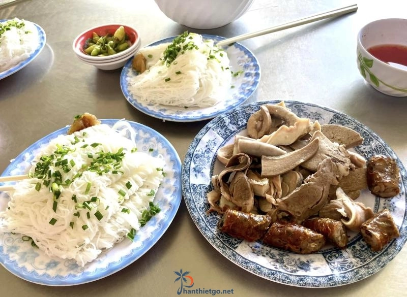 Top những quán ăn ngon tại Phan Thiết các bạn không nên bỏ lỡ - 4749