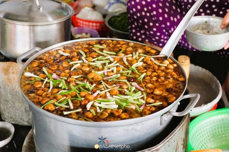 Top những quán bánh canh ngon mê ly tại Phan Thiết - 4819