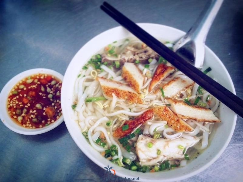 Top những quán bánh canh ngon mê ly tại Phan Thiết - 4820