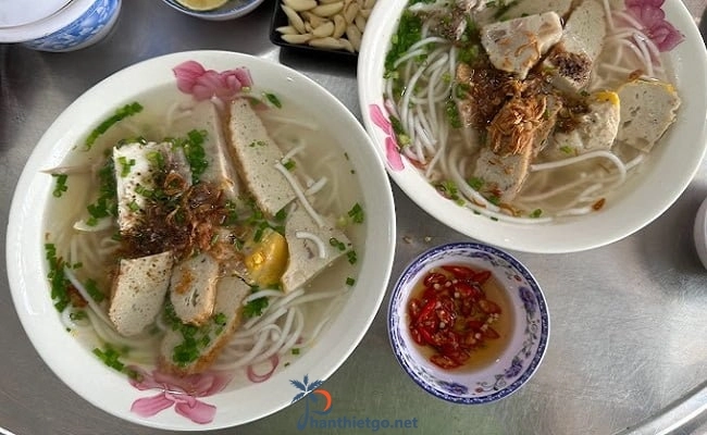 Top những quán bánh canh ngon mê ly tại Phan Thiết - 4821