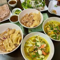 Mì quảng & Cao Lầu Má Tâm