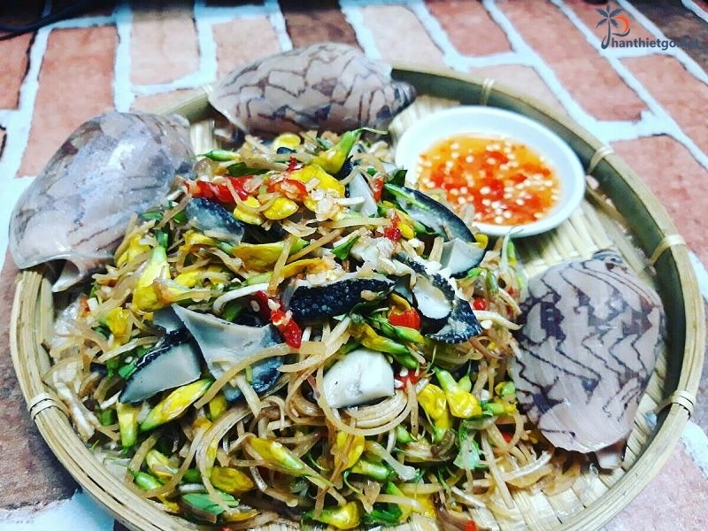 Gỏi ốc giác Phan Thiết có gì ngon?