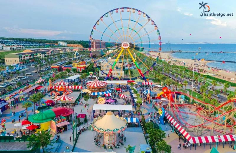 Lưu trú ở Sealink City Phan Thiết thì tham quan những địa điểm nào gần?